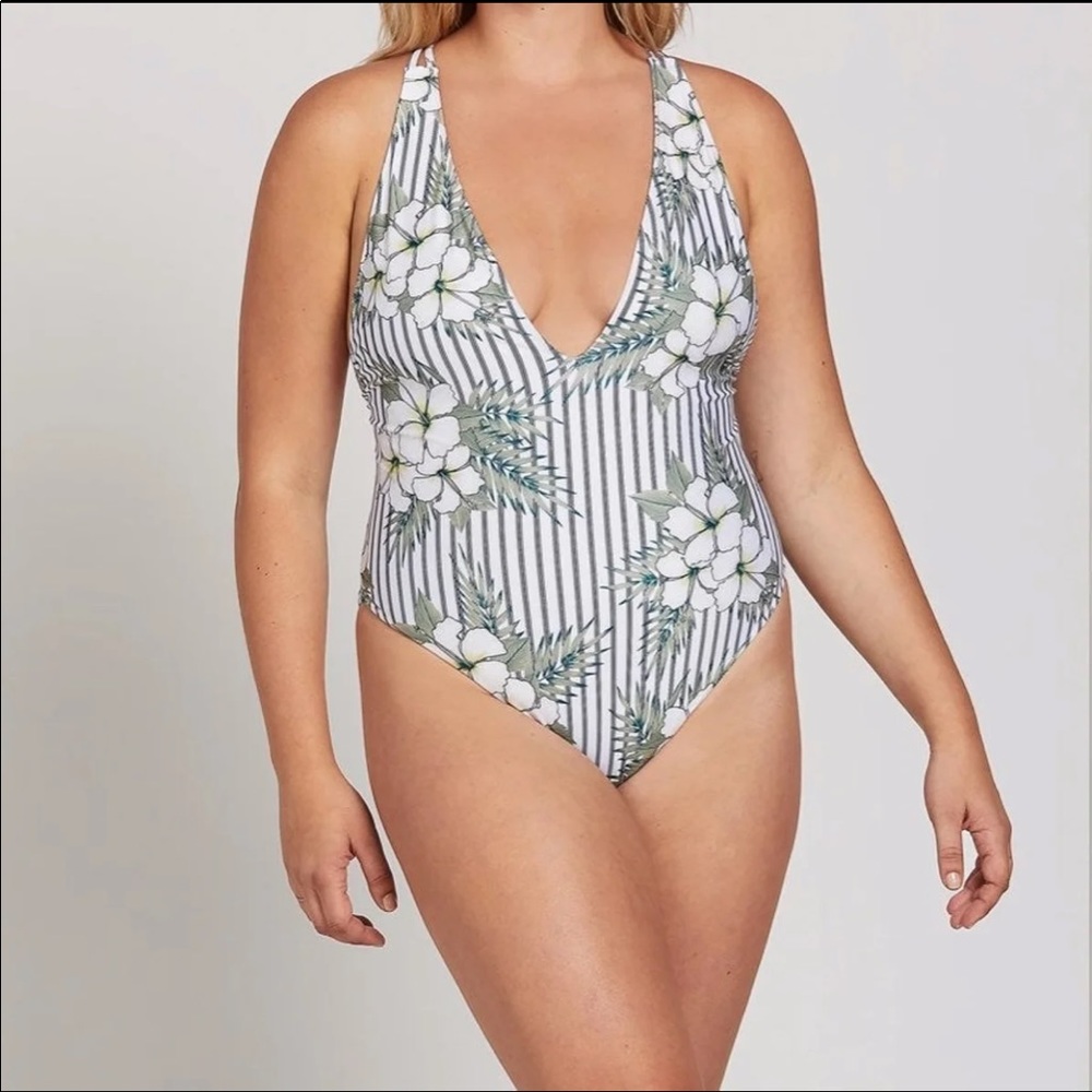 Volcom one piece swimsuit